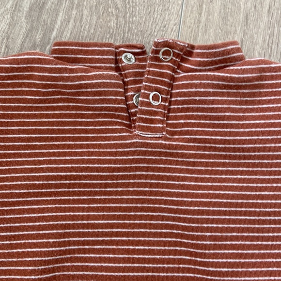 Two beautiful long sleeve toddler shirts - Picture 2 of 5